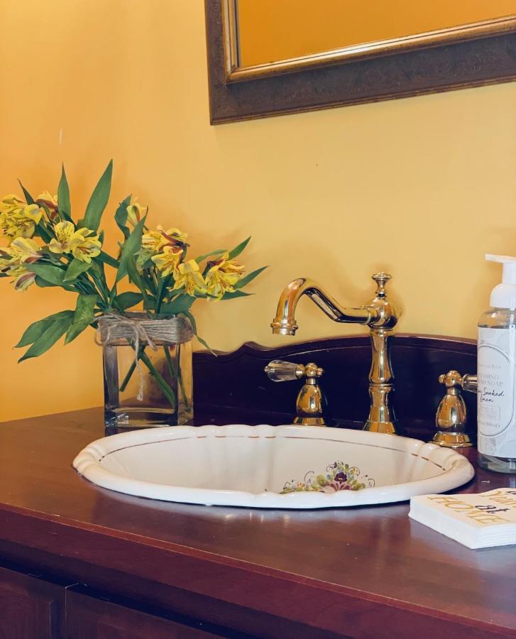 The Langworthy Inn & Winery Westerly Extérieur photo